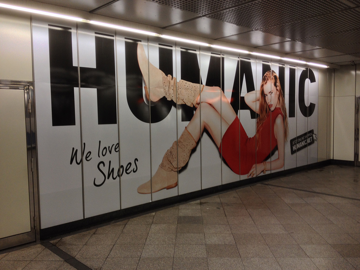 Folien Branding Humanic